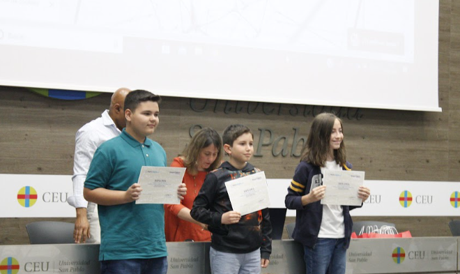 CEREMONIA DE ENTREGA DE PREMIOS DE LAS COMPETICIONES MATHLEAGUE, INVENTORS LEAGUE, SCIENCE LEAGUE Y MATHCUP