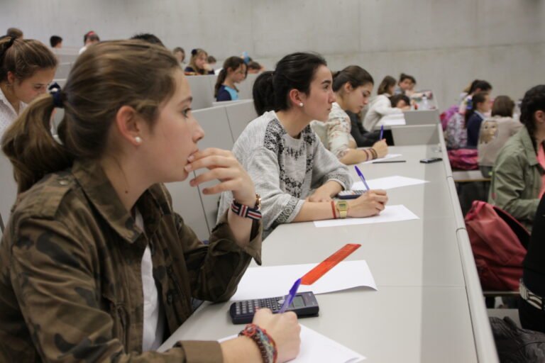 La U-tad se rinde ante nuestro Programa Talento Computacional: Lideramos la vanguardia tecnológica y educativa