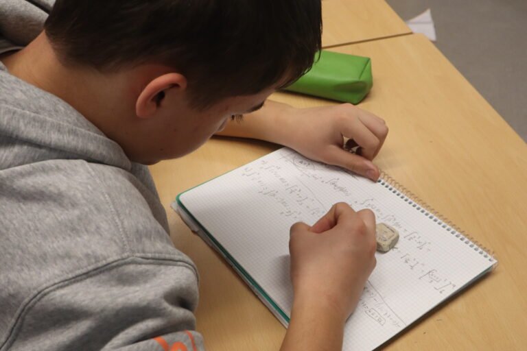 ¿Por qué más de 800 colegios ya ponen a prueba su talento con nosotros?